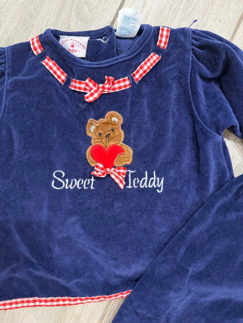 VINTAGE Teddy Bear Valor Embroidered 2PC set with sweet details